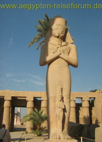 Meritamun mit Ramses II