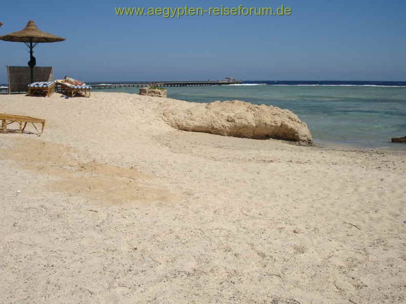 Flamenco Beach Resort