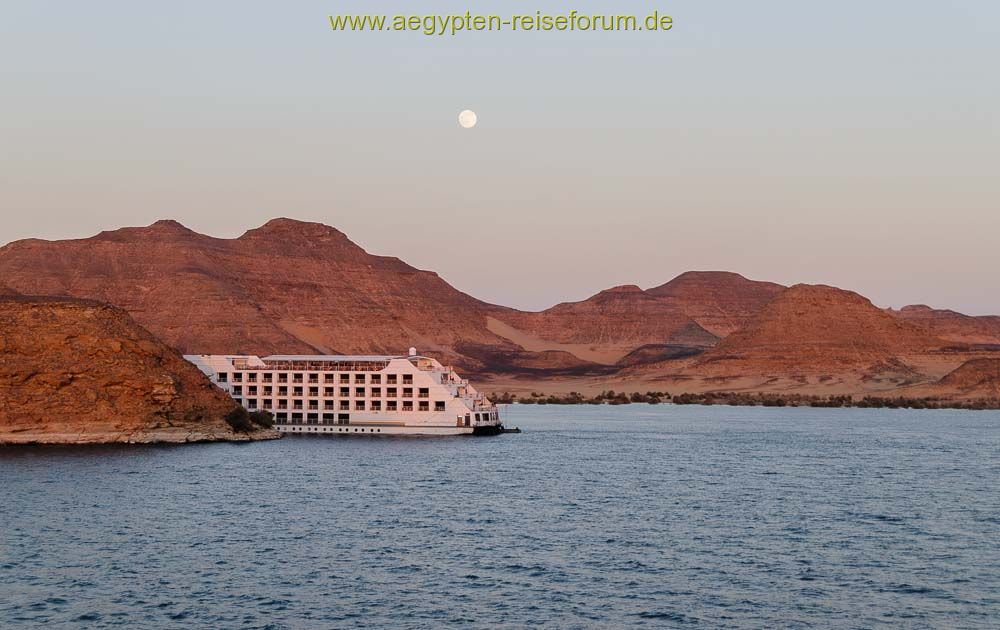 Nil, Schiff, Wüste = Ägypten