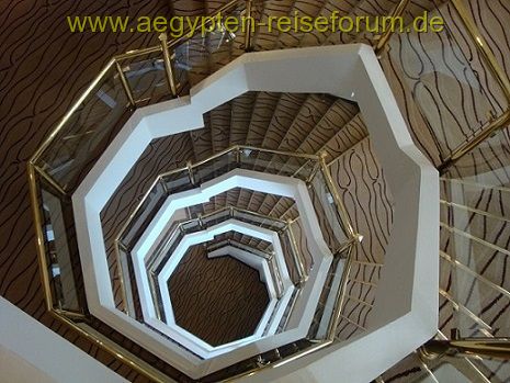 Wendeltreppe auf der Omar El Khayam