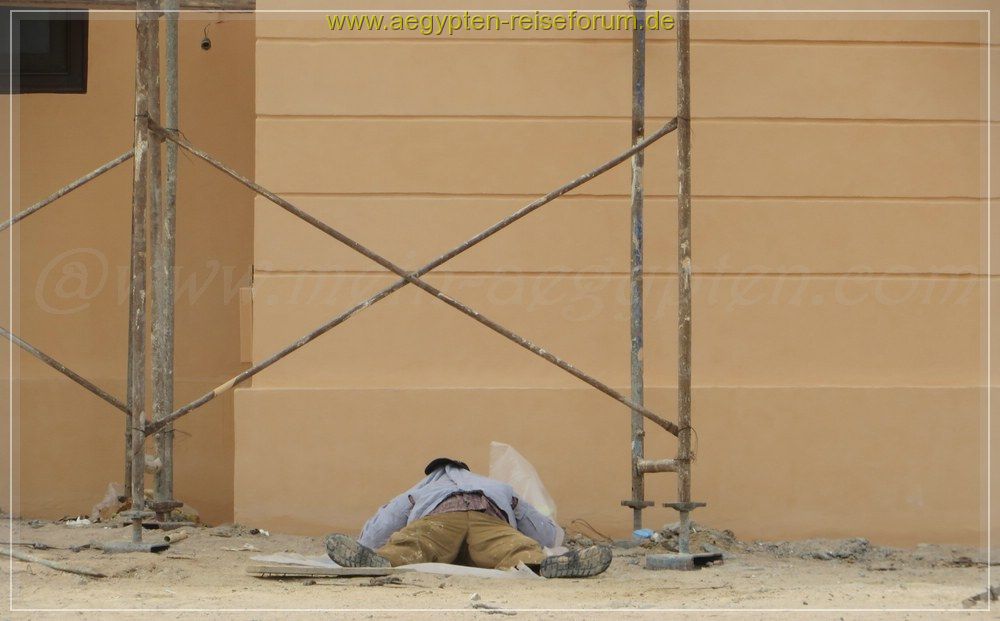 Pause auf einer Baustelle in El Gouna
