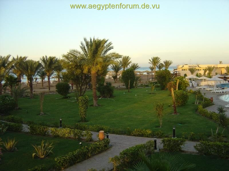 Royal Azur Garten am Strand