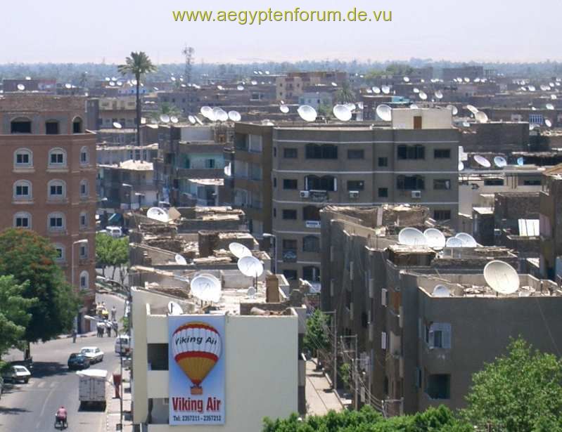 Sat-Technik über Luxor