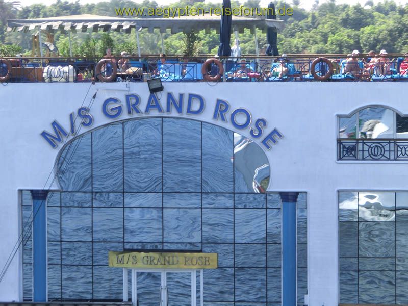 Grand Rose