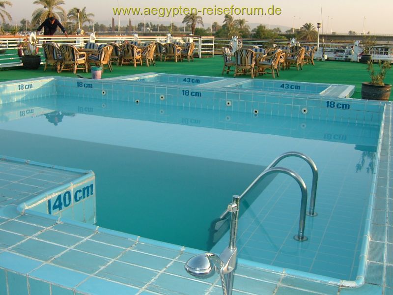 Pool Semiramis II