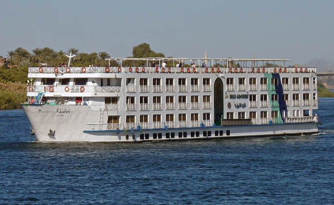 Nile Crown III