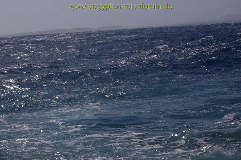 Wellengang im Roten Meer