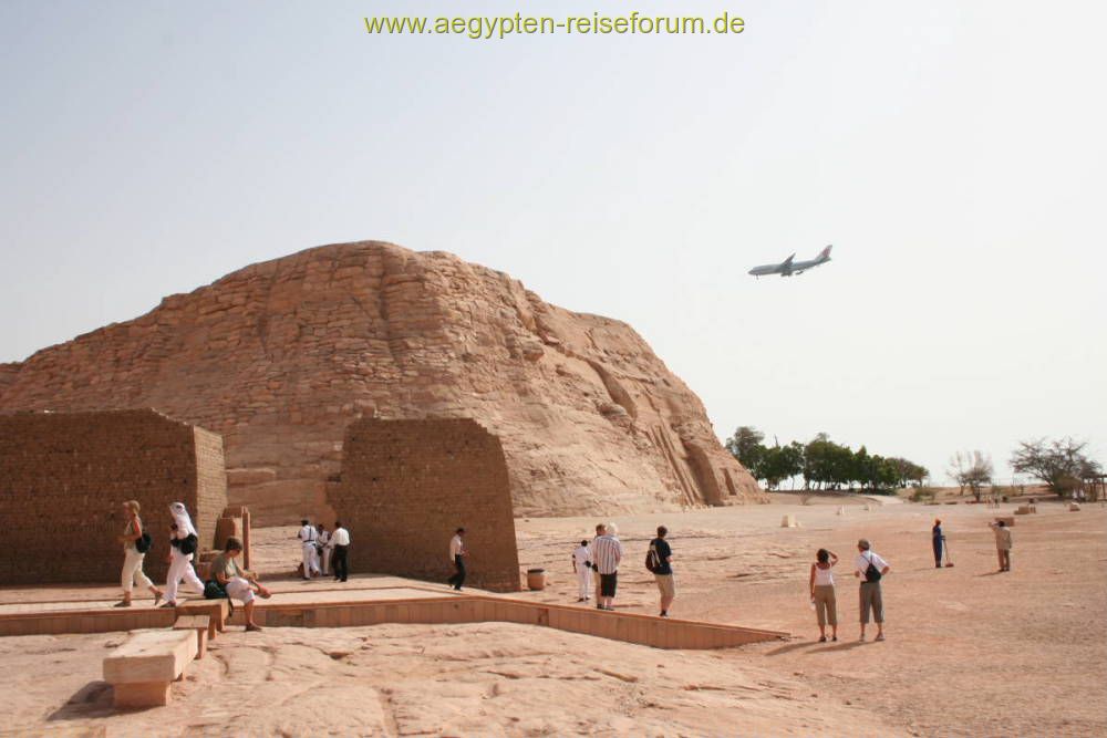 Angriff auf Abu Simbel, das Imperium schlägt zurück
