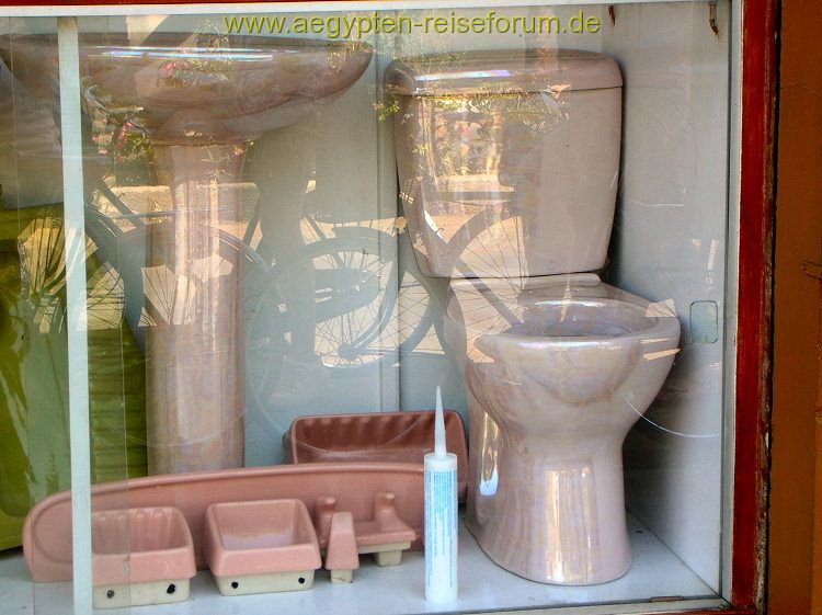 Schaufensterbummel in Luxor