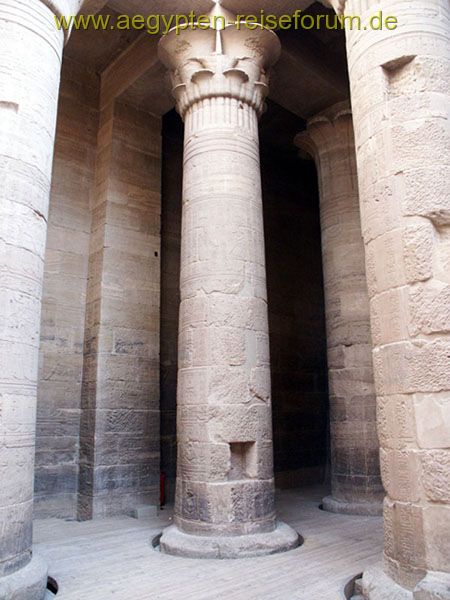 Säulen in Philae