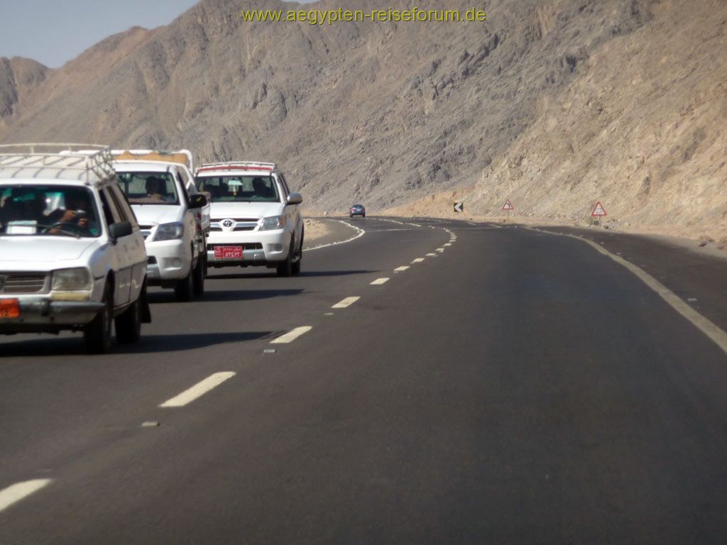Strasse Hurghada - Luxor