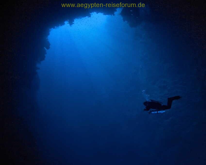 Tiefer Abgrund