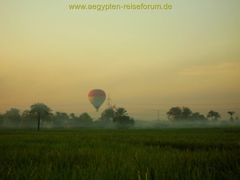 Ballon vs. Strommast