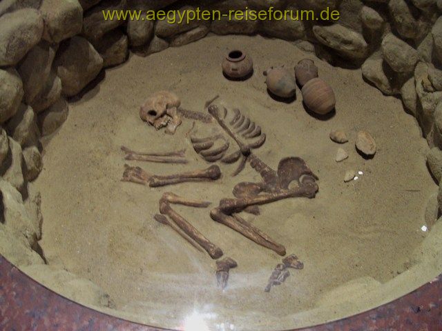 Grab im Nubischen Museum