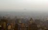 Pyramiden im Smog